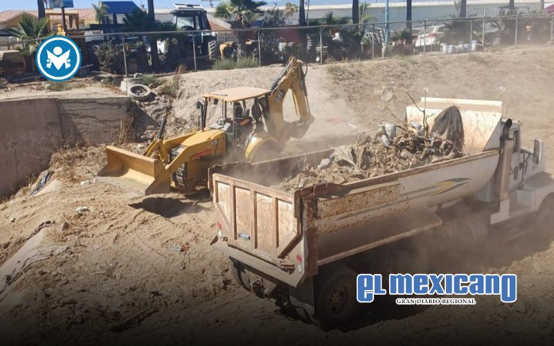 Gobierno limpia m&aacute;s de 18 mil metros cuadrados del arroyo El Gallo