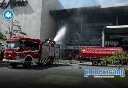 Pasajera es bajada en autopista por no poder pagar cuota tomada sin aviso Pasajera es bajada en autopista por no poder pagar cuota tomada sin aviso