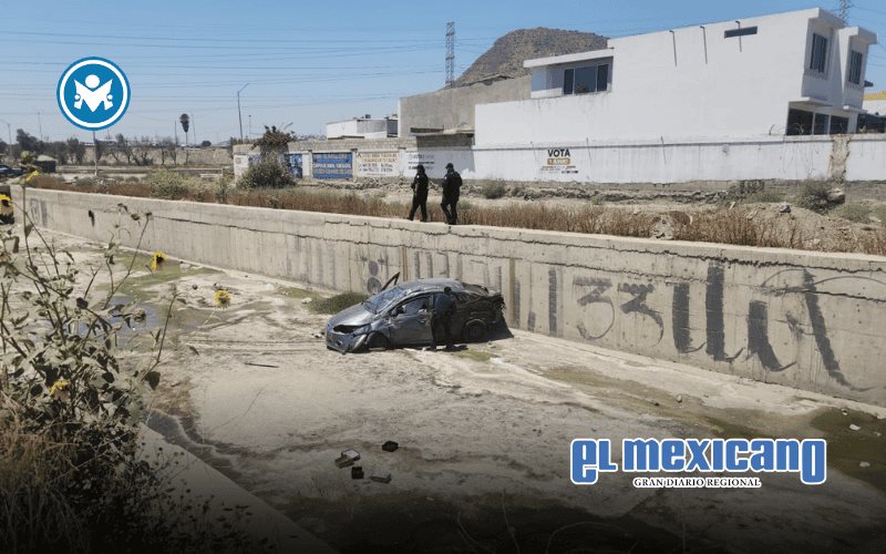 Cuatro menores detenidos tras persecución y volcadura en puente Santa María