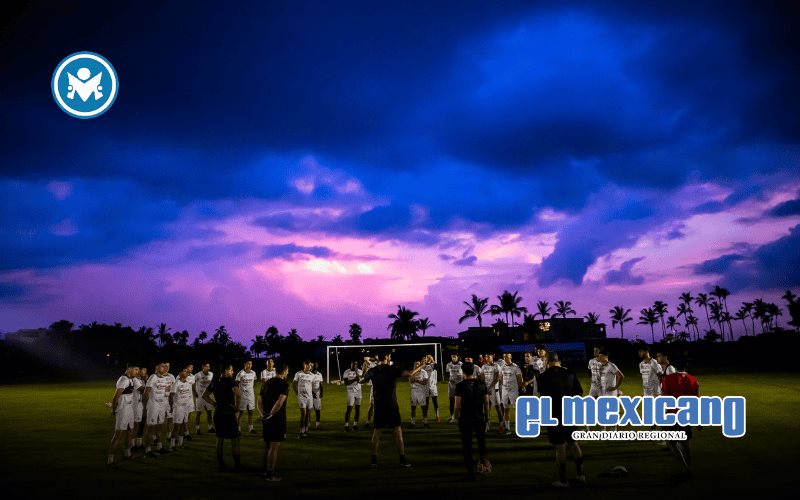 Los Xoloitzcuintles se preparan en Mazatlán Los Xoloitzcuintles se preparan en Mazatlán
