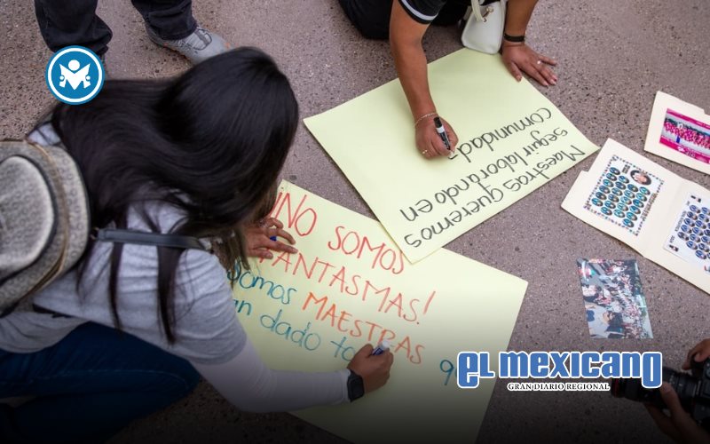 Padres y maestros protestan en Palacio Municipal tras cierre de preescolares
