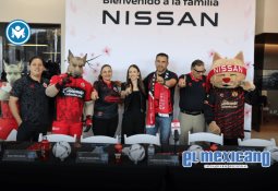 Entrega V-NOR kits escolares a hijos de colaboradores Entrega V-NOR kits escolares a hijos de colaboradores