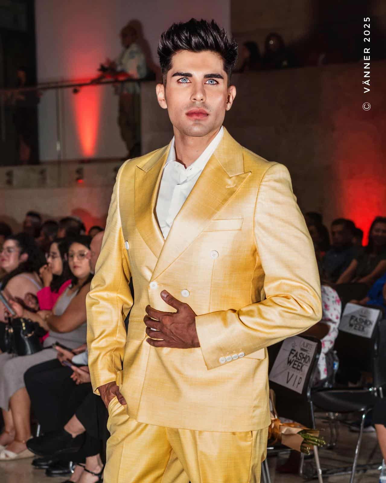 Juan de Marcia: Diseñador de trajes sastre Juan de Marcia: Diseñador de trajes sastre