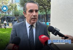 Conmemoran "Día del Abuelo" con 20 años de servicio en los Años de Oro