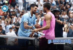 Joven provoca volcadura mientras cantaba a Britney Spears