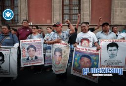 Desplome de helicóptero con 300 kg de oro en Edomex deja tres tripulantes desaparecidos Desplome de helicóptero con 300 kg de oro en Edomex deja tres tripulantes desaparecidos