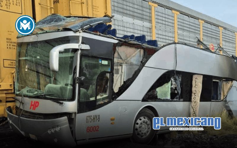 Tren embiste autobús en Atlacomulco; hay muertos y heridos Tren embiste autobús en Atlacomulco; hay muertos y heridos