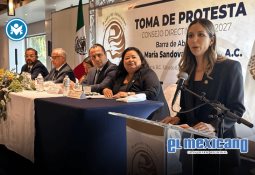 Fuerte incendio forestal bloquea la carretera Ensenada-Ojos Negros