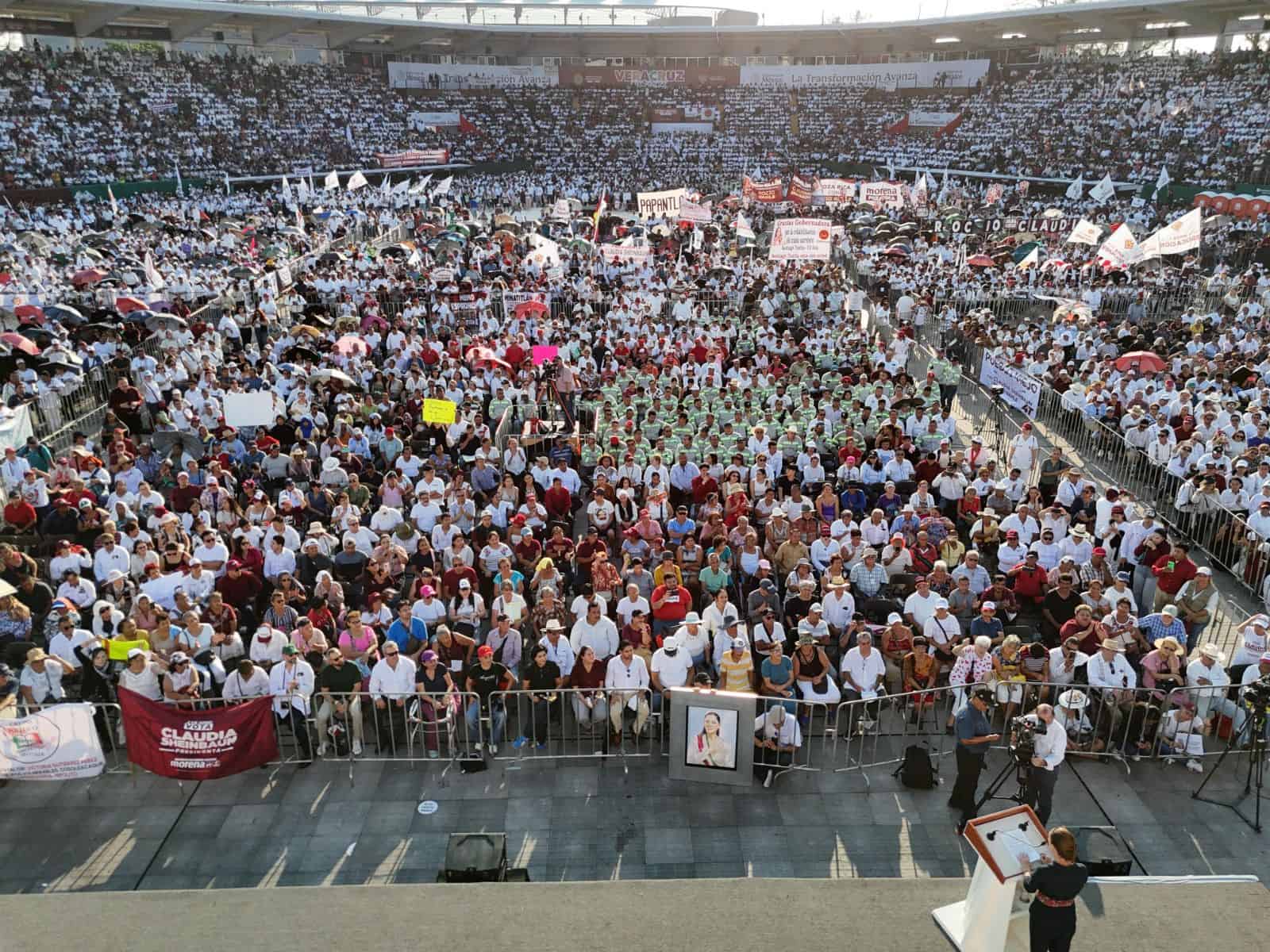 Claudia Sheinbaum reúne a más de 150 mil mexicanos en primer fin de semana de gira nacional Claudia Sheinbaum reúne a más de 150 mil mexicanos en primer fin de semana de gira nacional