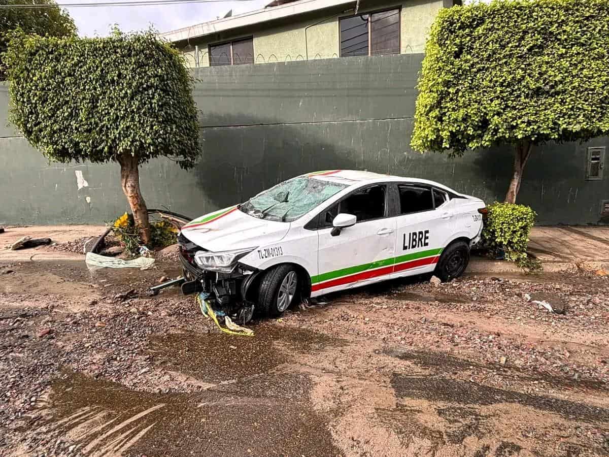 Ruptura de acueducto provoca socavón y deja sin agua a 600 colonias en Tijuana y Rosarito Ruptura de acueducto provoca socavón y deja sin agua a 600 colonias en Tijuana y Rosarito