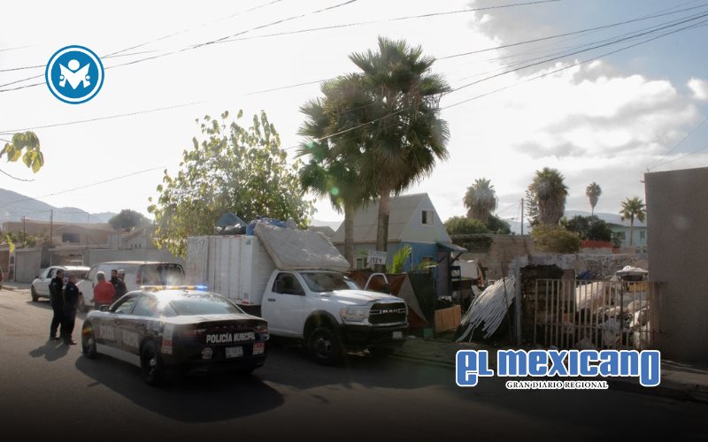 Retiran más de 4 toneladas de basura de un predio en la colonia Maestros