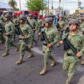 Marina del Pilar encabeza desfile con motivo al 215 aniversario de la independencia
