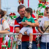 Marina del Pilar encabeza desfile con motivo al 215 aniversario de la independencia