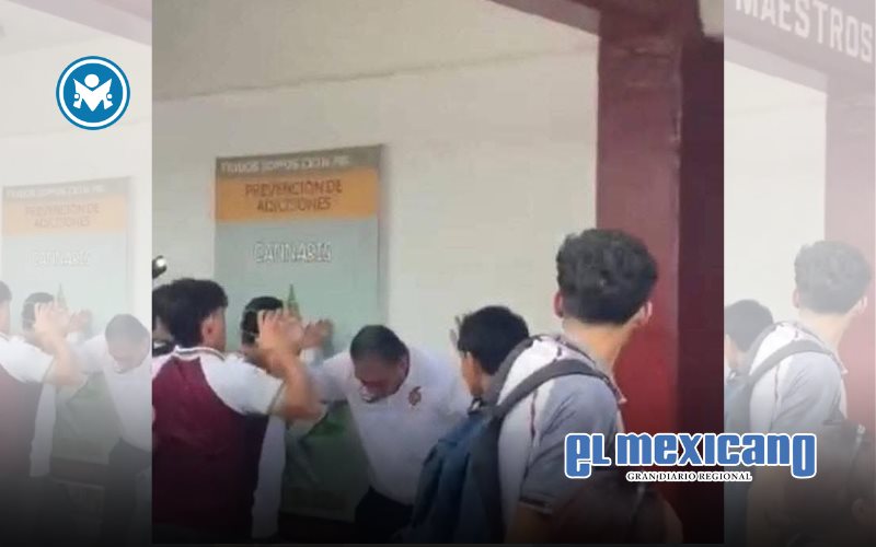 Alumnos agreden a director de CETis 78 por presunto acoso Alumnos agreden a director de CETis 78 por presunto acoso