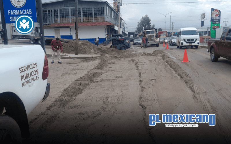 Retiran 36 toneladas de tierra del Libramiento Sur tras lluvias