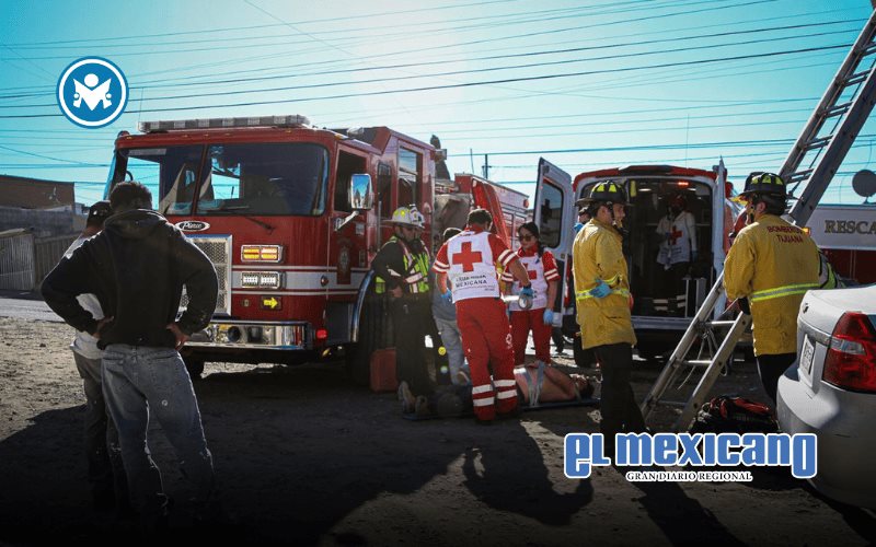 Hombre sufre descarga eléctrica mientras trabajaba en el techo de una plaza en Colas del Matamoros