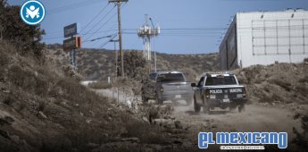Hallan cuerpo de joven dentro de bolsas en la colonia Valle Redondo, Tijuana Hallan cuerpo de joven dentro de bolsas en la colonia Valle Redondo, Tijuana