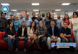 Bad Bunny se roba la atención en juego de Yankees al atrapar una pelota Bad Bunny se roba la atención en juego de Yankees al atrapar una pelota