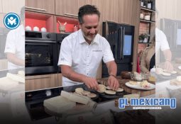 El exrehén israelí Eitan Mor se reúne con su familia tras más de dos años en cautiverio El exrehén israelí Eitan Mor se reúne con su familia tras más de dos años en cautiverio