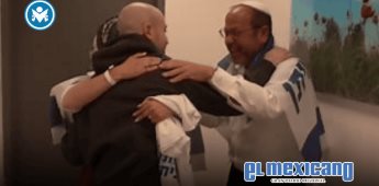 El exrehén israelí Eitan Mor se reúne con su familia tras más de dos años en cautiverio El exrehén israelí Eitan Mor se reúne con su familia tras más de dos años en cautiverio