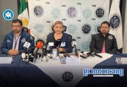 Vuelca pipa de gas en carretera El Hongo-Tecate; conductor resultó lesionado Vuelca pipa de gas en carretera El Hongo-Tecate; conductor resultó lesionado