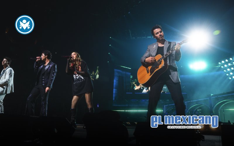 ELA Taubert arrasa en M&eacute;xico con su gira &acute;Preguntas a las 11:11 Tour&acute;