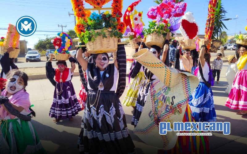 San Quintín vibró con el desfile de día de muertos Que nadie quede en el olvido