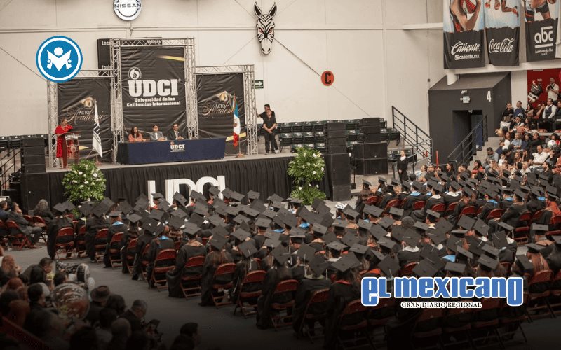 UDCI reconoce a m&aacute;s de 300 nuevos profesionistas en ceremonia de graduaci&oacute;n