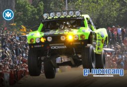 Fans esperan más de seis horas en Tijuana a Junior H por retraso en su vuelo