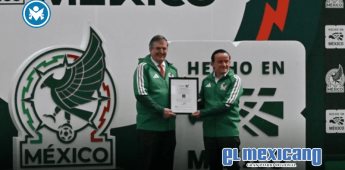 Marcelo Ebrard entrega sello Hecho en México a la Selección Nacional previo al Mundial Marcelo Ebrard entrega sello Hecho en México a la Selección Nacional previo al Mundial
