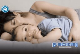 Manifestantes de la Generación Z intentan derribar vallas de Palacio Nacional; autoridades responden con humo Manifestantes de la Generación Z intentan derribar vallas de Palacio Nacional; autoridades responden con humo