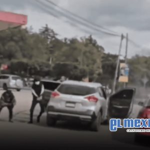 Balacera entre automovilistas desata pánico en calles de Guatemala Balacera entre automovilistas desata pánico en calles de Guatemala