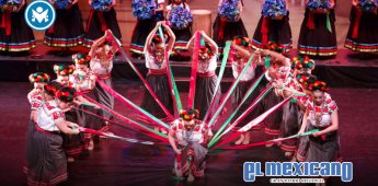 Grandeza Mexicana Folk Ballet Company, en The Luckman Fine Arts Complex Grandeza Mexicana Folk Ballet Company, en The Luckman Fine Arts Complex