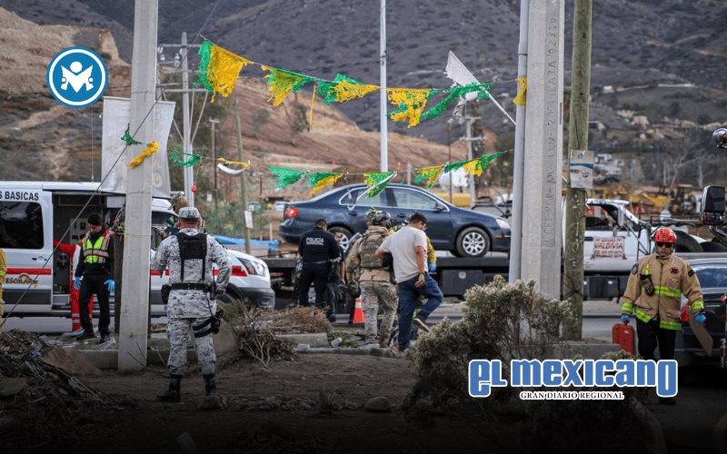 Cinco militares lesionados tras choque con camioneta en bulevar 2000