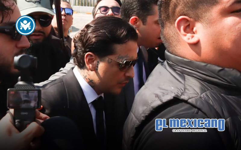 Nodal libra proceso penal en su disputa con Universal Music tras audiencia de 17 horas