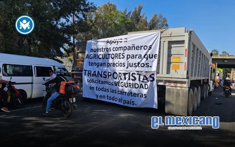 Transportistas levantan bloqueos en Estado de México