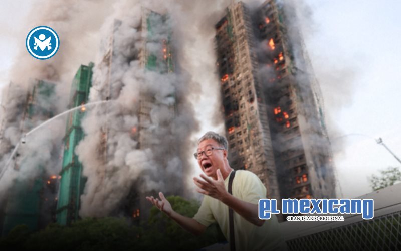 Incendio en rascacielos de Hong Kong deja 13 muertos y caos