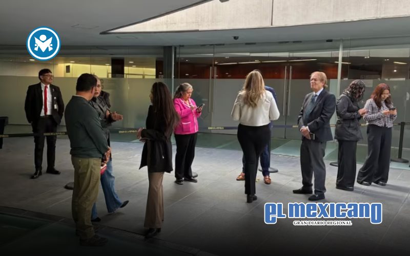 Senado cierra sus puertas a prensa ante posible renuncia de Gertz