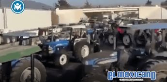 Campesinos bloquean la autopista Puebla-Veracruz en protesta por la Ley de Aguas Campesinos bloquean la autopista Puebla-Veracruz en protesta por la Ley de Aguas