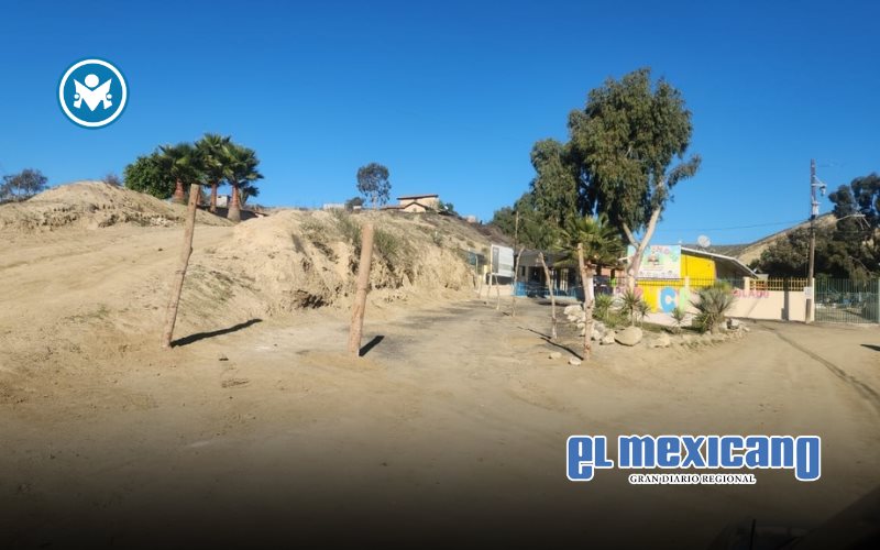 Vecina cierra acceso histórico y deja en vilo a jardín de niños en El Rosario