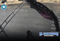 12 lesionados tras caída en escaleras eléctricas del Metro Ciudad Deportiva 12 lesionados tras caída en escaleras eléctricas del Metro Ciudad Deportiva