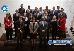 Tijuana enciende su árbol navideño 2025 en Palacio Municipal Tijuana enciende su árbol navideño 2025 en Palacio Municipal