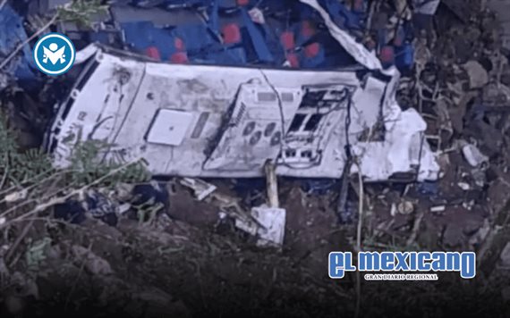 Mueren 10 estudiantes al caer de un barranco en Colombia Mueren 10 estudiantes al caer de un barranco en Colombia