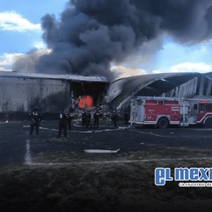 Avioneta se desploma cerca del aeropuerto de Toluca; al menos seis muertos