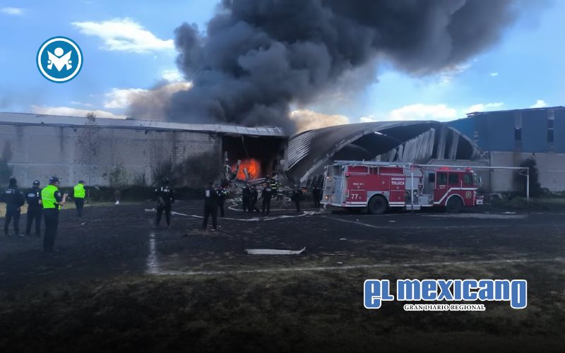 Avioneta se desploma cerca del aeropuerto de Toluca; al menos seis muertos Avioneta se desploma cerca del aeropuerto de Toluca; al menos seis muertos