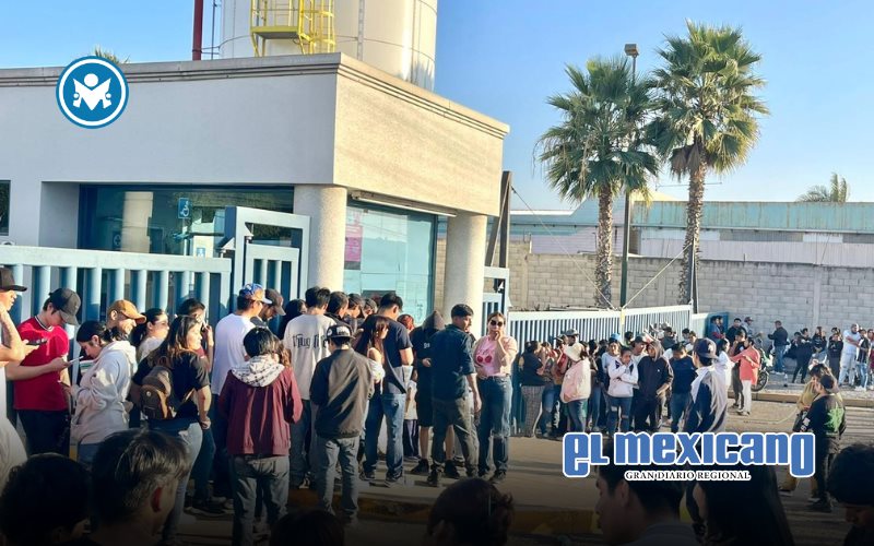 Trabajadores de Woori Printing bloquean planta por sueldos retenidos Trabajadores de Woori Printing bloquean planta por sueldos retenidos