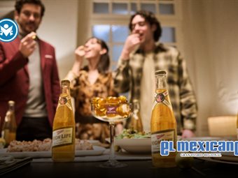 Miller High Life presenta The Golden Ritual: El deseo de a&ntilde;o nuevo convertido en esferas hechas de cerveza