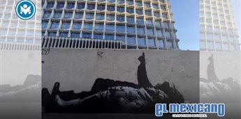 Banksy conmueve con nueva obra urbana: ni&ntilde;os miran un cielo hecho de ventanas