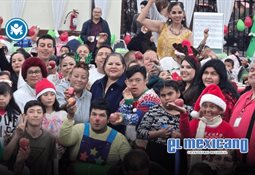 Bollitos y postres desatan largas filas en Costco antes de Navidad