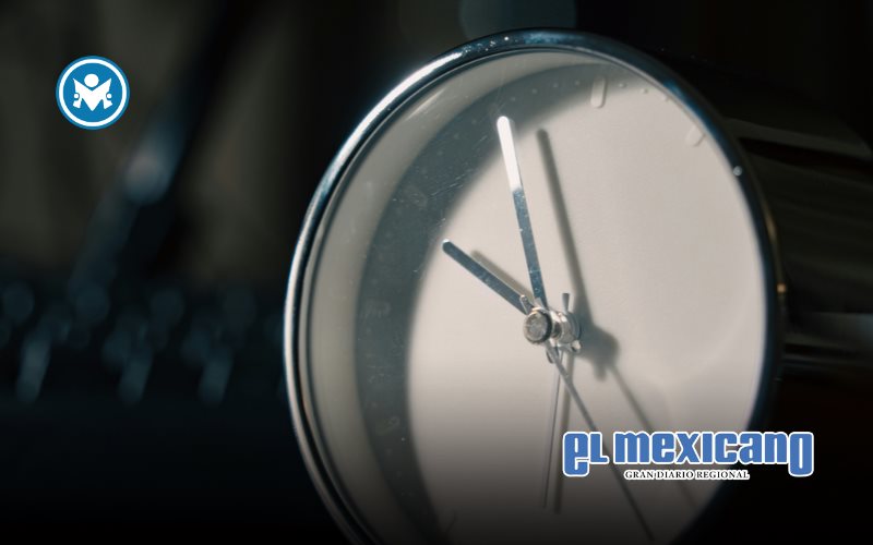 60 horas son una alerta: c&oacute;mo la inmadurez directiva est&aacute; normalizando el trabajo excesivo